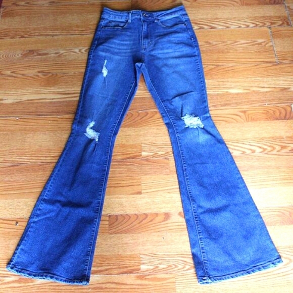 ✨ Articles of Society High Rise Flare Jeans | Boho Chic & THRASHED